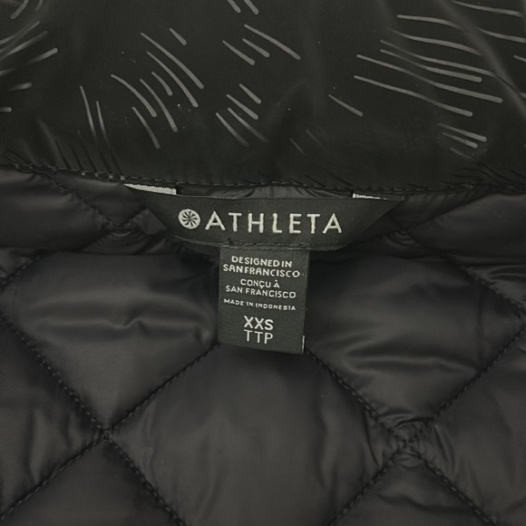 Athleta Whisper Featherless Black Vest Size XXS - Picture 4 of 12